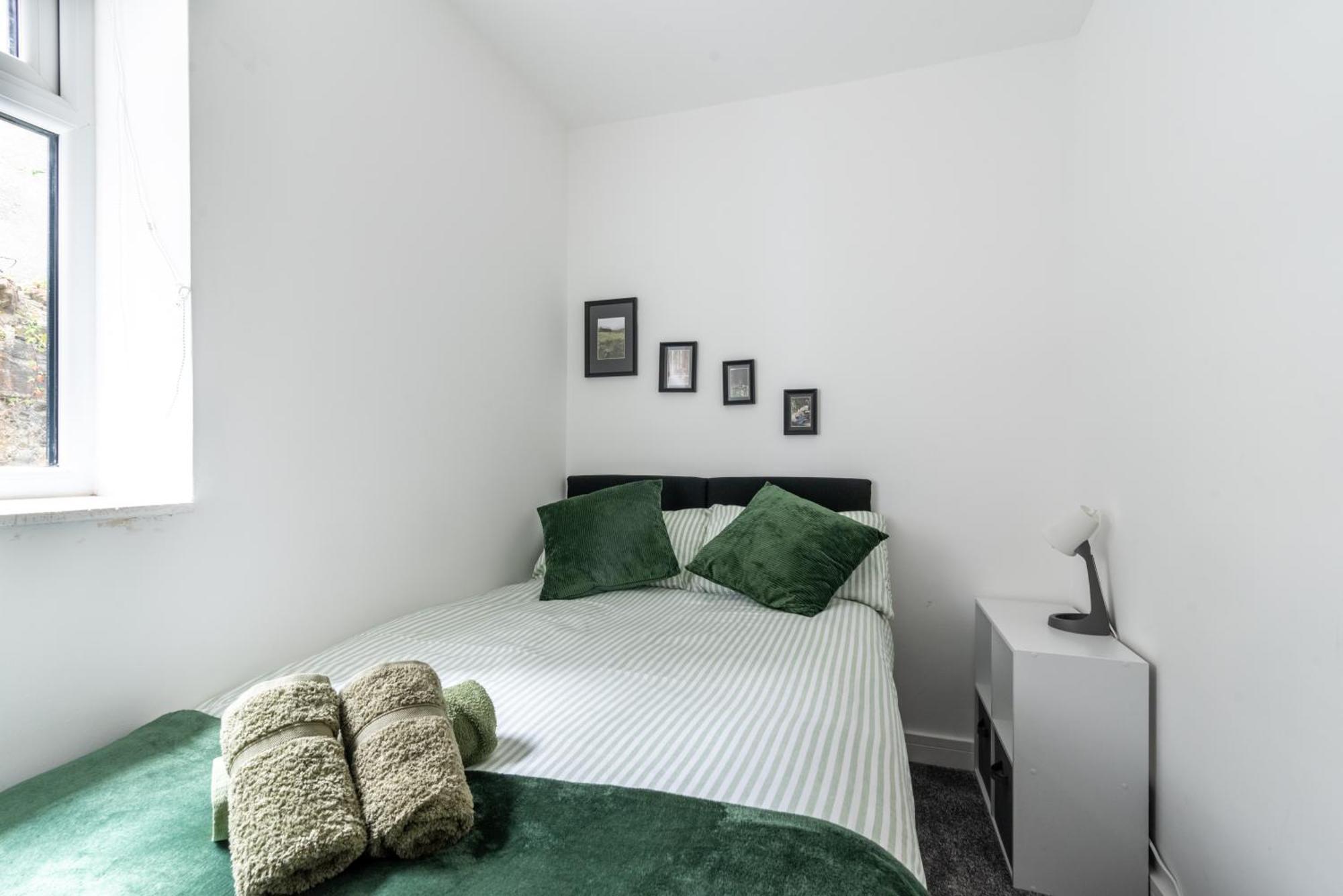 Two Bedroom Apartment In Cardiff City Centre Экстерьер фото